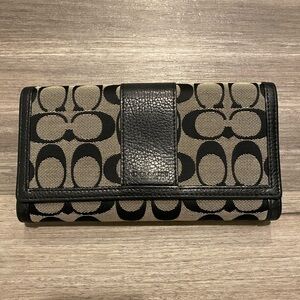 Large Coach Signature Wallet